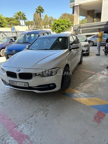 سيارة للبيع bmw série 3