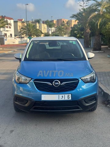 أوبل كروسلاند ديزل يدوي 2019 في الرباط