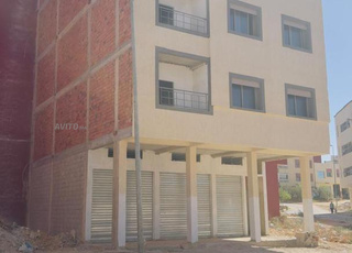 شقة للبيع الطابق التالت سومي فيني