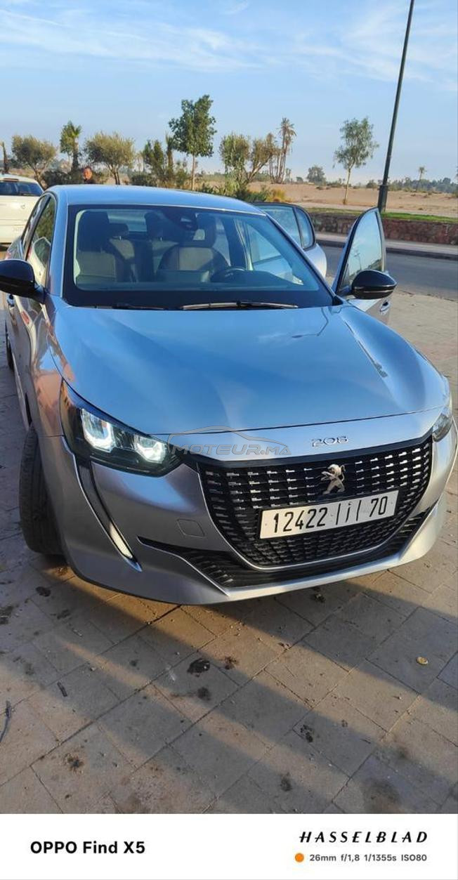 Peugeot 208 Diesel Manuelle 2024 à Marrakech