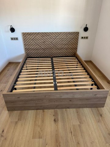 سرير لشخصين