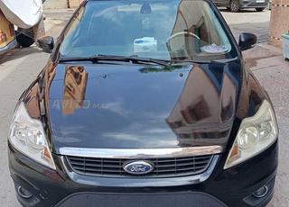 Ford focus Ghia 2011