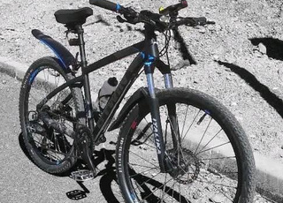 Vélo de type B-Twin venant de l'étranger