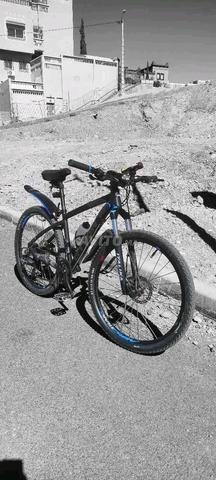 Vélo de type B-Twin venant de l'étranger