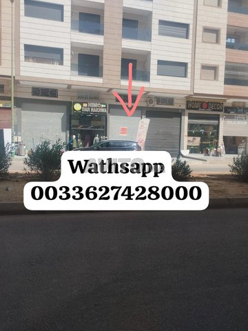 Local commercial à louer 32m² avec mezzanine