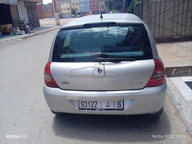 RENAULT clio
