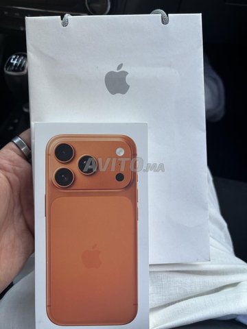 ايفون 17 برو "Neuf" مع فاتورة من ألمانيا