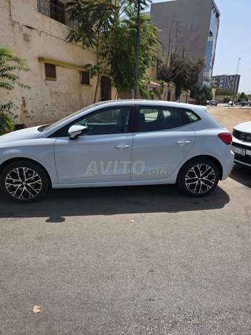 Seat Ibiza Essence Automatique 2025 à Khénifra
