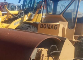 مدحلة دكاكة BOMAG 12T