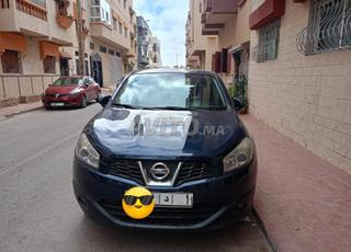 سيارة للبيع