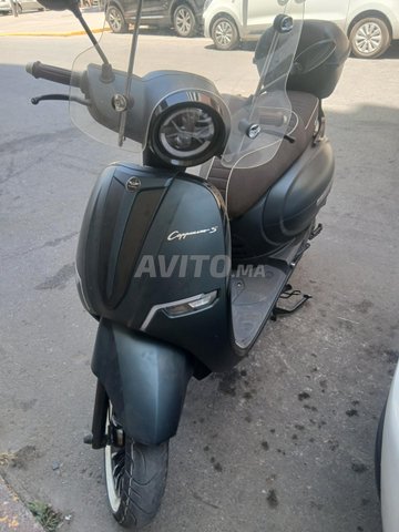 دراجة نارية جديدة للبيع