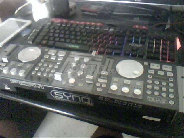 ميكساج دي جي كونترولر Synq PCM-1