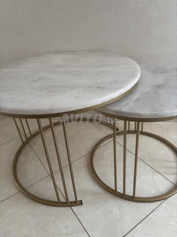 طاولات متداخلة رخام