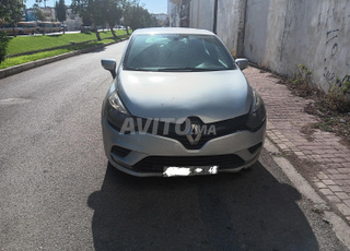 Renault Clio Diesel Manuelle 2018 à Tanger