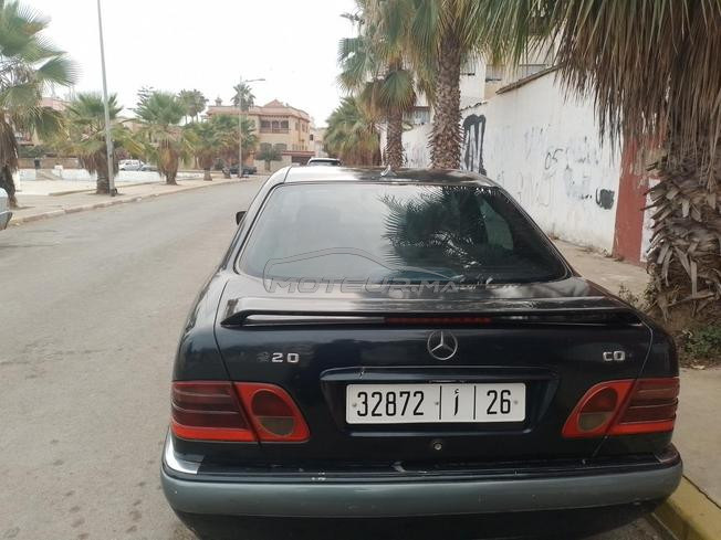 مرسديس 220في حالة جيدة