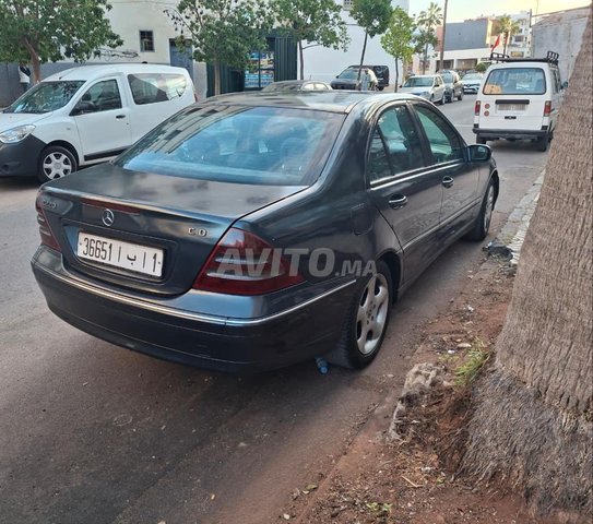 Mercedes-Benz 220 Diesel Manuelle 2001