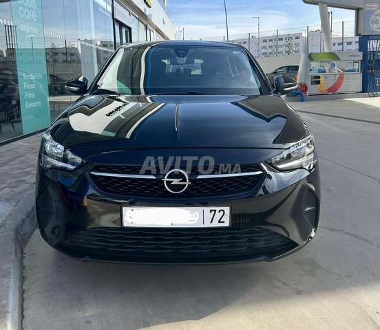 أوبل كورسا كيلومترات قليلة للبيع