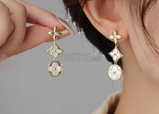 Boucle Louis Vuitton Inoxydable LV7650