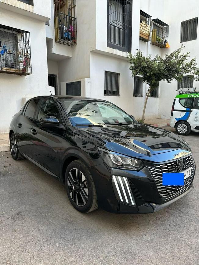 Peugeot 208 STYLE 2025