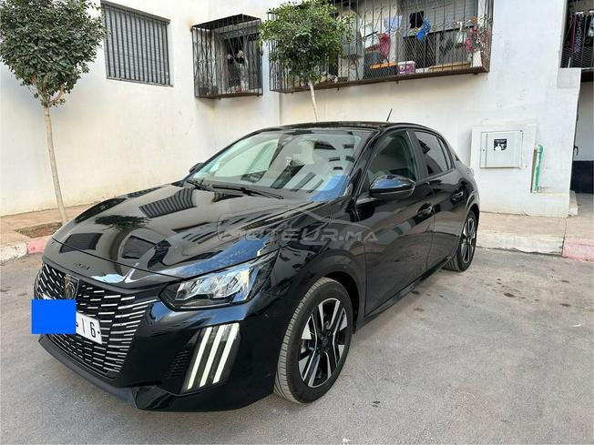 Peugeot 208 STYLE 2025