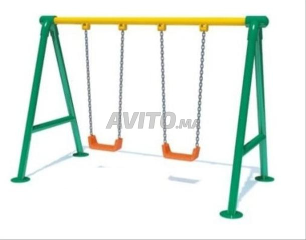 Equipement espaces de jeux intérieurs et extérieurs