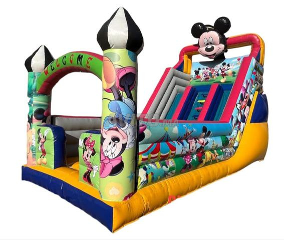 Equipement espaces de jeux intérieurs et extérieurs