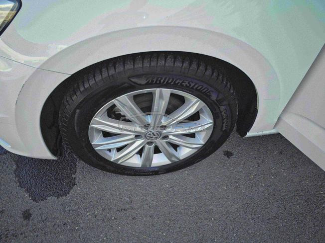 Volkswagen touran 2016