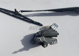 Essuie glace ARRIERE complet avec son moteur