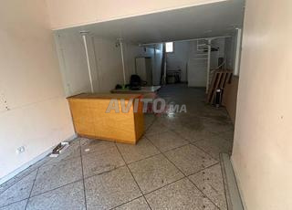 بيع محل من غرفتين بمساحة 41 متر مربع في الدار البيضاء