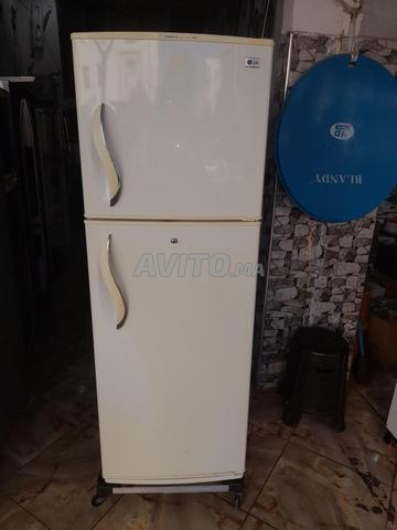 Réfrigérateur LG excellent à vendre, bon service, prix raisonnable 1600 - 2