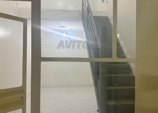 Local 27 m² AinSebaa. Atelier, Stock ou Commerce