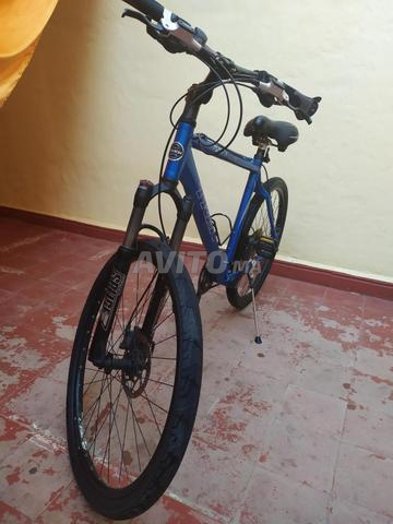 دراجة في حالة جيدة للبيع 1800 درهم