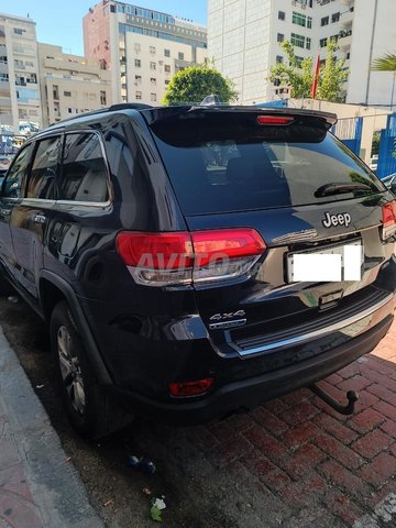 جيب شيروكي ليميتد ديزل أوتوماتيكي