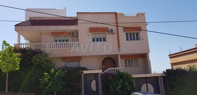 Magnifique villa 3 façades 290 m²  sur 3 étages