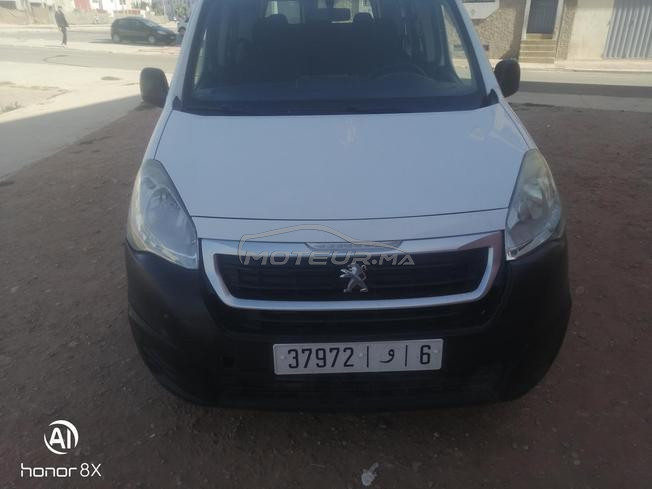 Peugeot Fgett Vitrée avec sièges