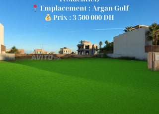 LUXE & ESPACE Terrain Golf 707 m² - 3 Façades