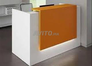 Comptoir de réception moderne