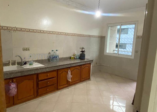 شقة للإيجار 90 متر مربع في وجدة