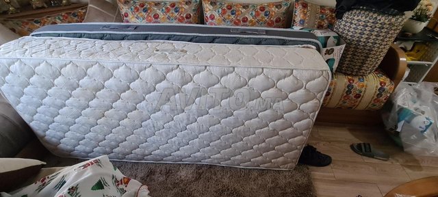 Matelas très confortable état presque neuve