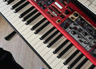 بيانو نورث ستيج