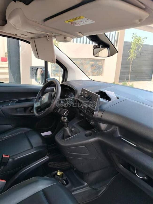 voiture Citroën berlingo 