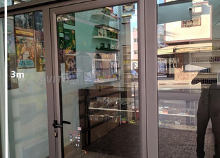 واجهة زجاجية وباب ونافذة من الألومنيوم