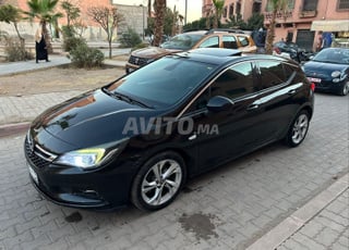 Opel Astra automatique