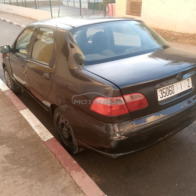 Fiat albea modèle fin 2010 essence 8 cheveux