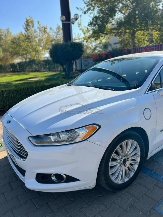 Ford Fusion hybrid rechargeable 