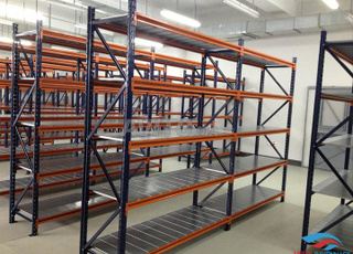 9/ Étagère acier fiable Solde