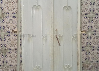 باب حديدي للبيع