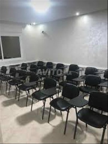 كرسي ايزو للدراسة مع لوح