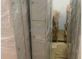 خزانة ملابس قياسية وقطعة واحدة