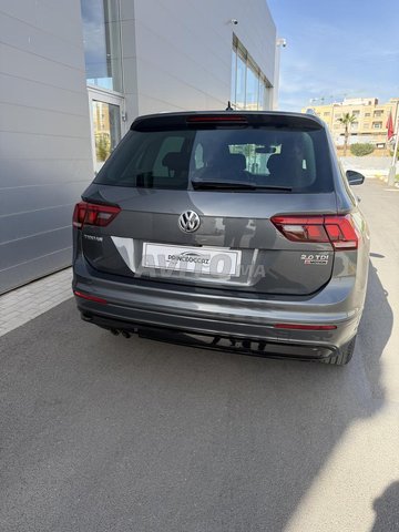 Volkswagen Tiguan CARAT اوتوماتيكية 2017 1er main